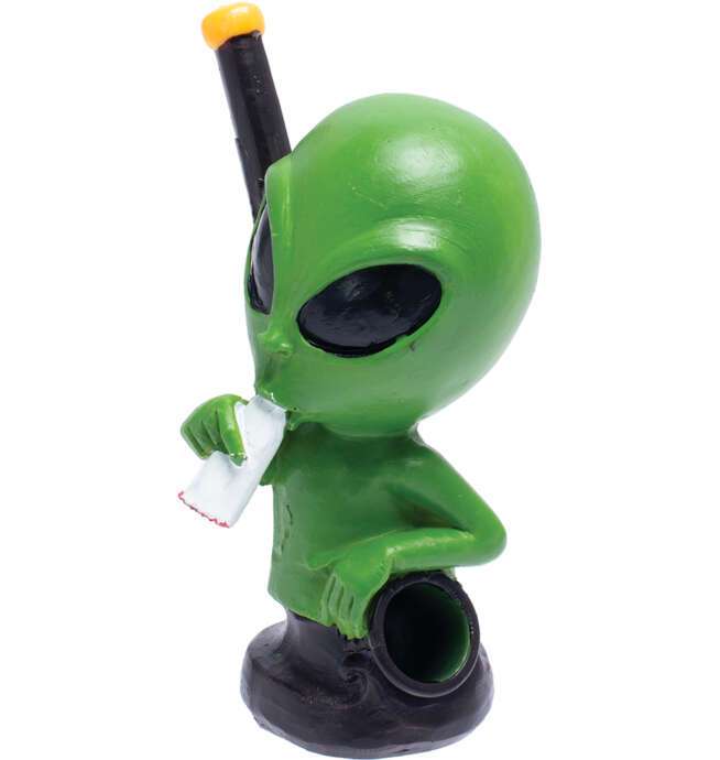 Alien Novelty Resin Pipe