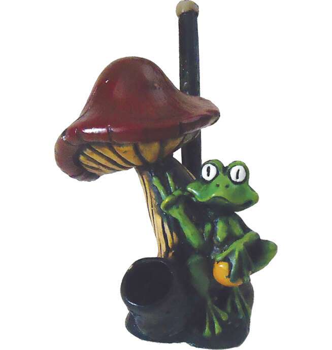 Mushroom w/Frog Resin Pipe