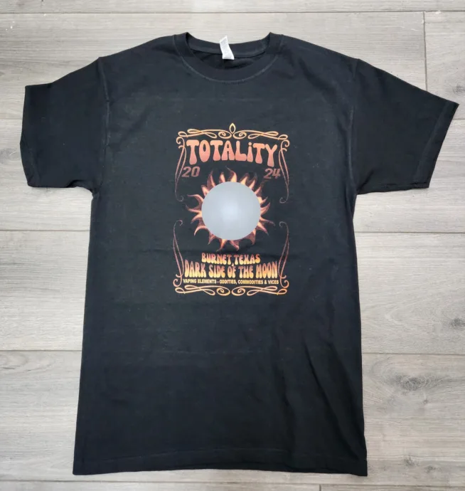 T-Shirt – Totality 2024 Dark Side of The Moon - Burnet, Texas - Vaping Elements