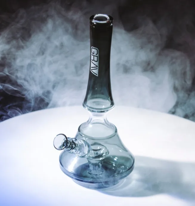 GRAV Smoke Empress Water Pipe - Image 4