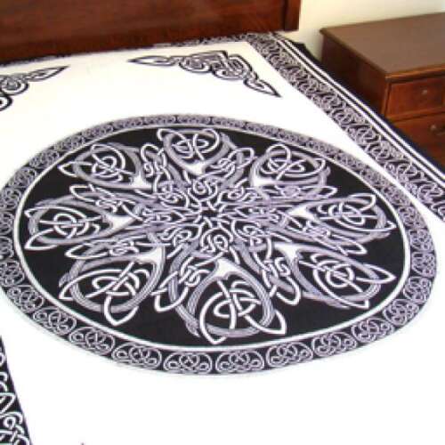 Knot Mandala - Black/White