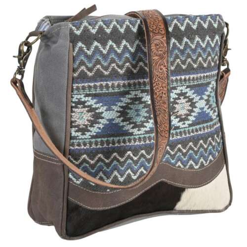 RECYCLED RUG/FUR/LEATHER BLUE SHOULDER BAG
